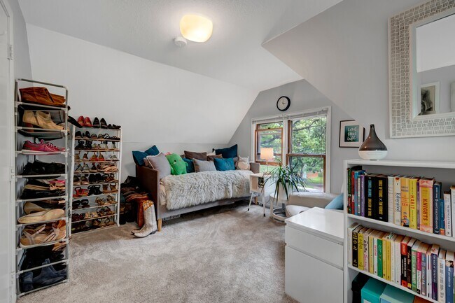 Building Photo - 4216 Brookside Ave