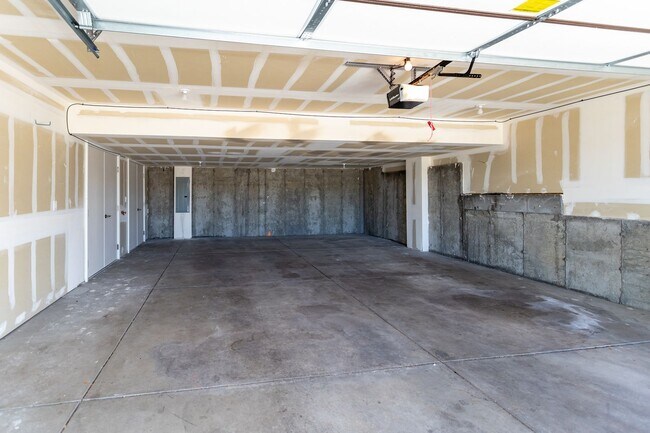Building Photo - 5914 Canyon Reserve Heights