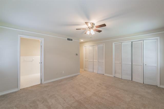 Building Photo - 3215 Spanish Oak Dr