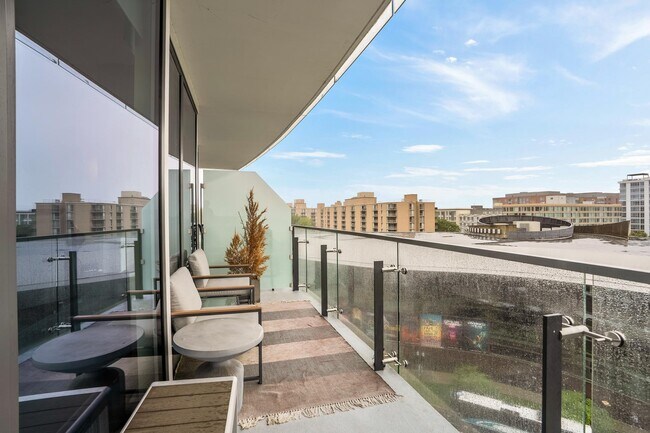 Building Photo - 601 Wharf St SW