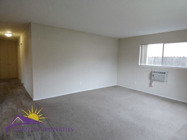 Building Photo - 7449 Tiara Way