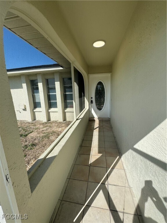 Building Photo - 1806 SE 15th Pl