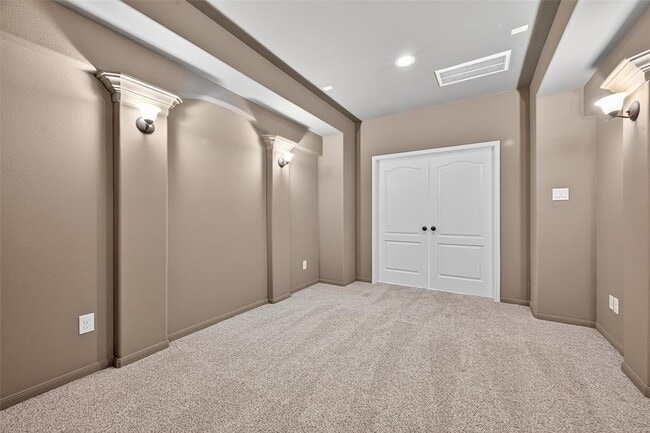 Building Photo - 603 Whitney Oaks Ln