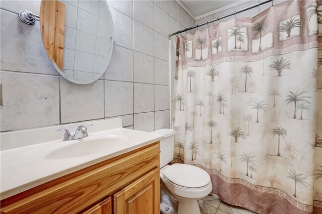 Building Photo - 681 NY-364