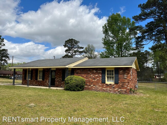 Building Photo - 4 br, 1.5 bath House - 9 West Park Court