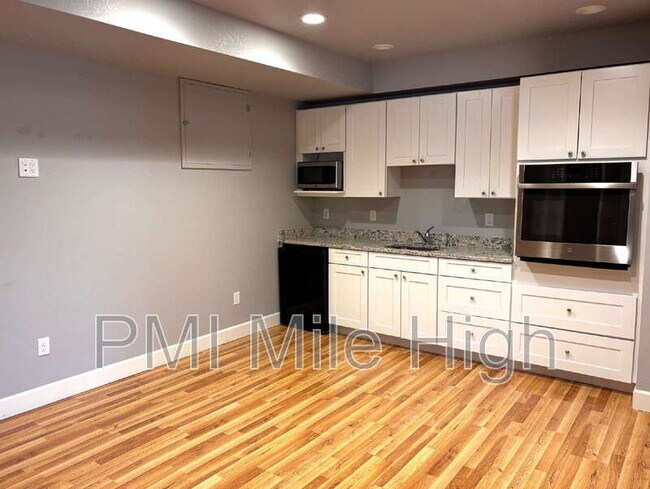 Building Photo - 16976 W 85th Ln