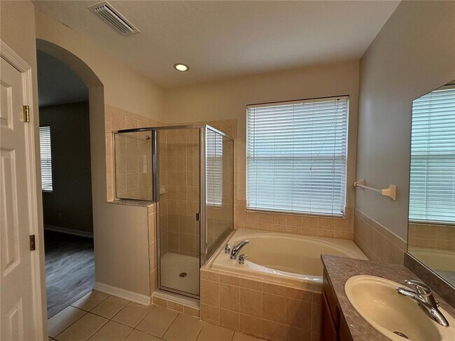 Building Photo - 8037 Moccasin Trail Dr
