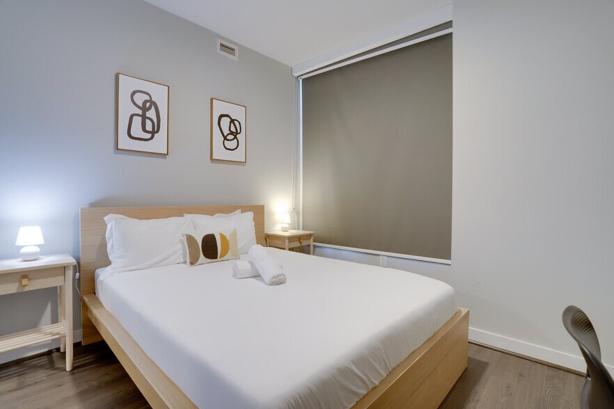 Building Photo - 1122 N Hudson St