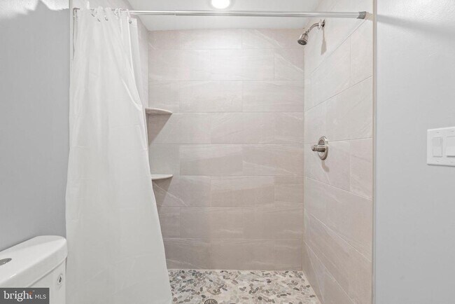 Building Photo - 2044 N Carlisle St