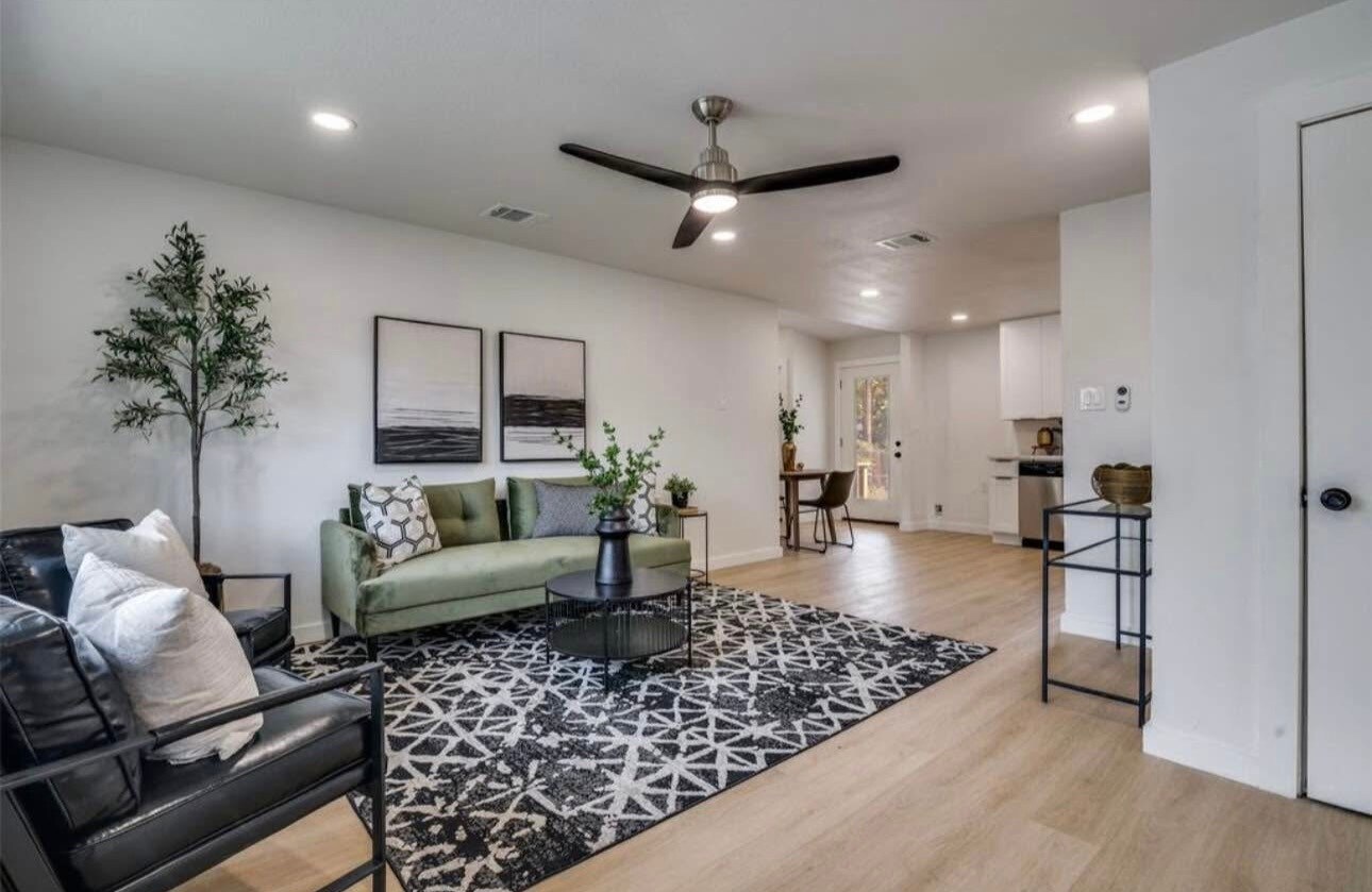 Building Photo - 1706 Cumberland Dr