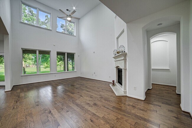 Building Photo - 5007 Sawmill Terrace Ln