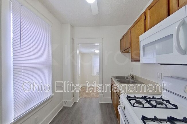 Building Photo - 331 Chittenden Ave