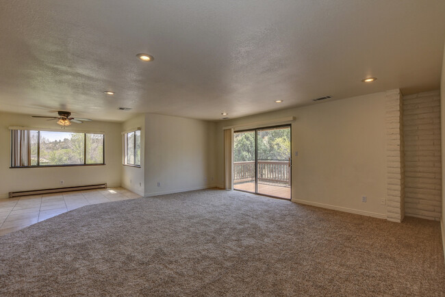 Building Photo - Beautiful home in Yavapai Hills!