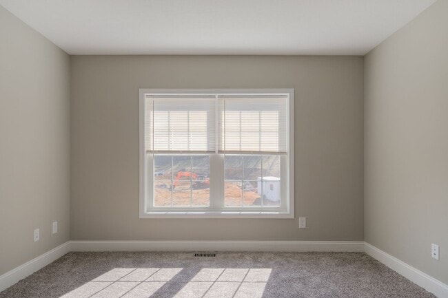 Building Photo - 91 E Main St