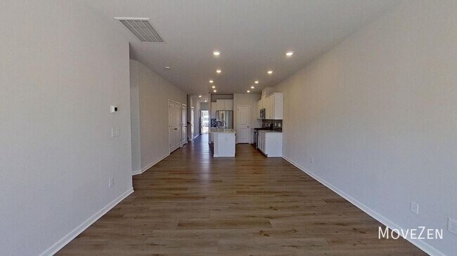 Building Photo - 12 Fernhill Ln