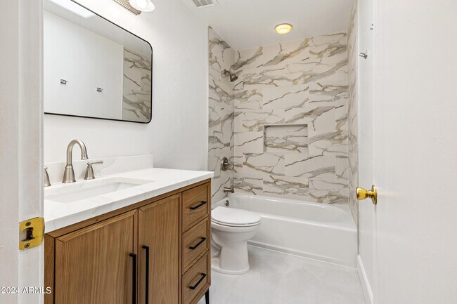 Building Photo - 7223 E Kramer St