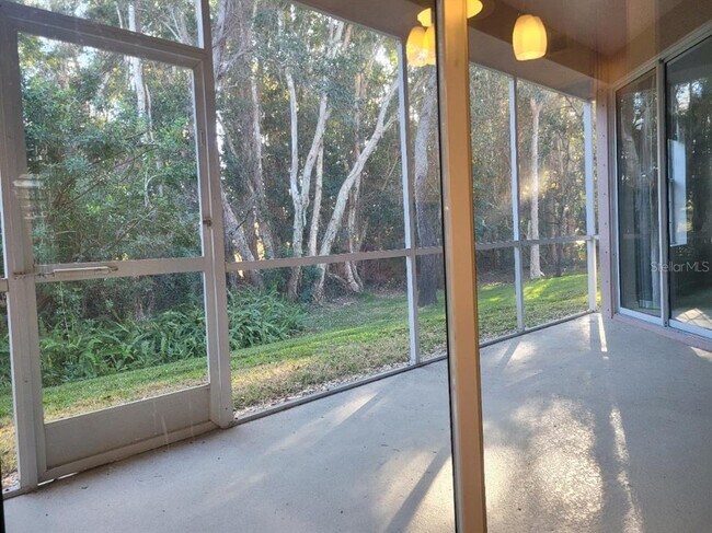 Building Photo - 820 Lantern Way