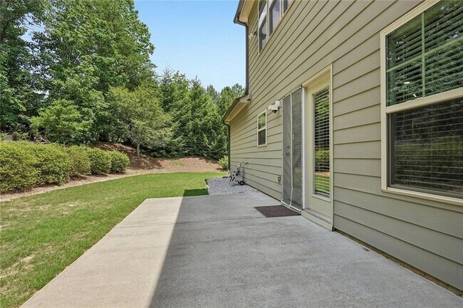 Building Photo - 5811 Kendrix Ridge Dr