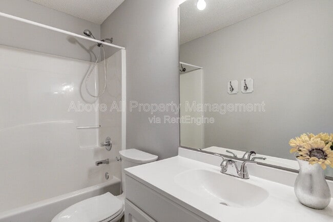 Building Photo - 103 Unaka Ct