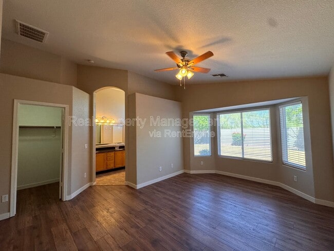 Building Photo - 22297 N 76th Dr