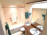 Building Photo - 4620 Lafayette Ave