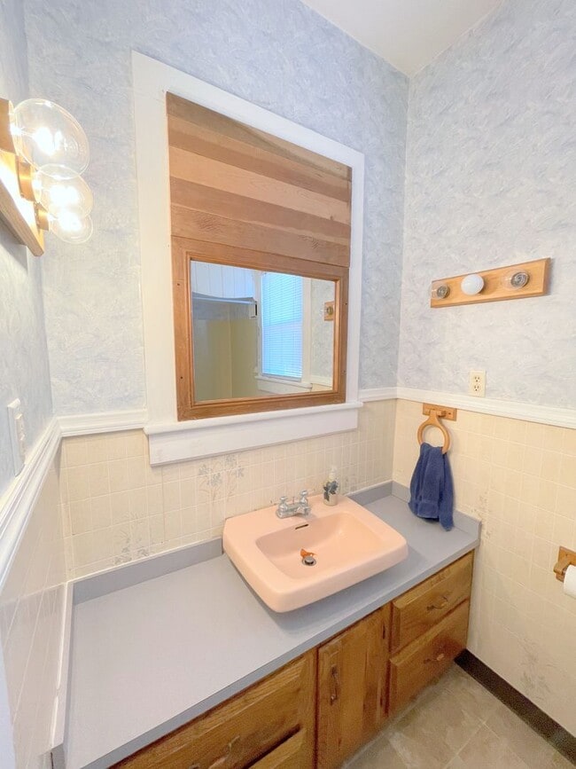 Building Photo - Beautiful Country Living with this 3 Bedroom, 2 Bathroom Farm House in Concord School District