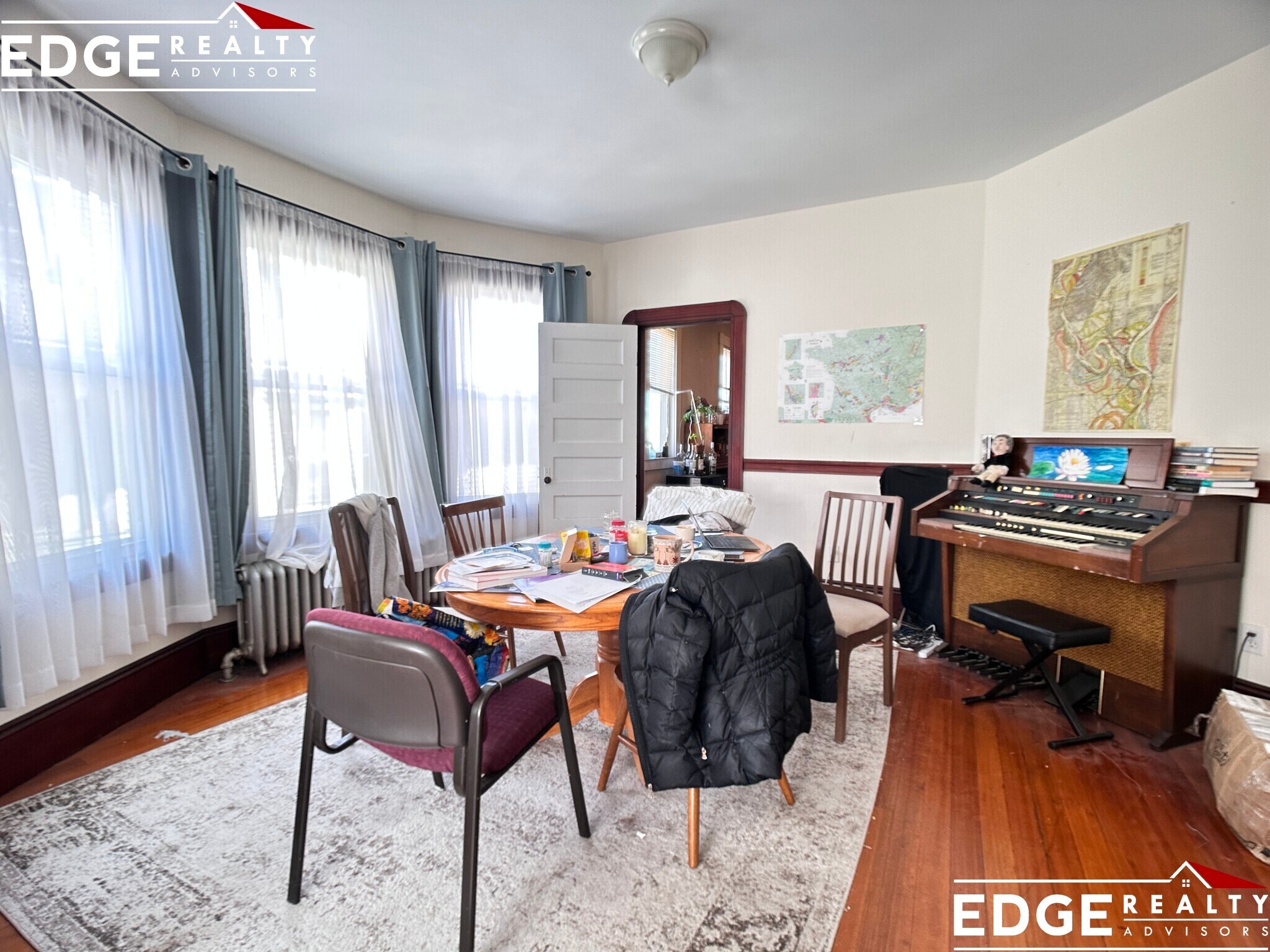 Building Photo - 46 Mapleton St