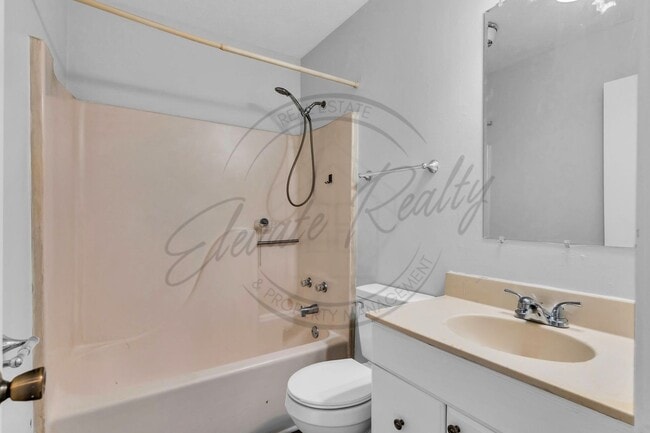 Building Photo - On Special: Two Bedroom Ranch Duplex in North Gallatin!