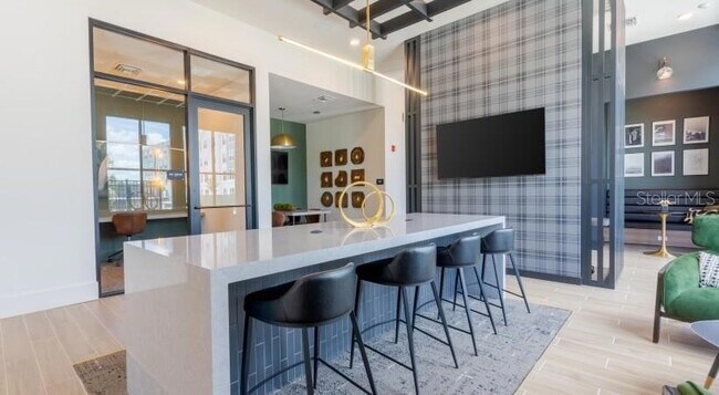 Building Photo - 18772 Grand Live Oak Blvd