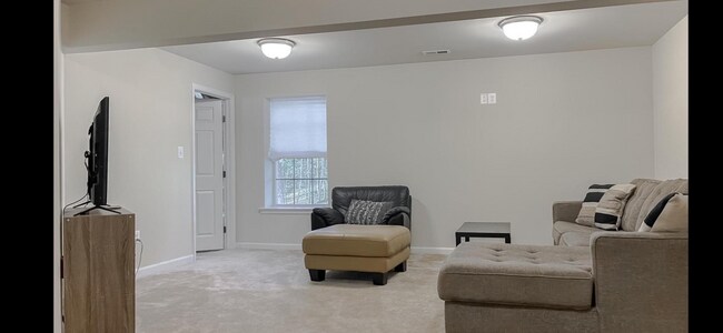 Building Photo - 13311 Windjammer Ct