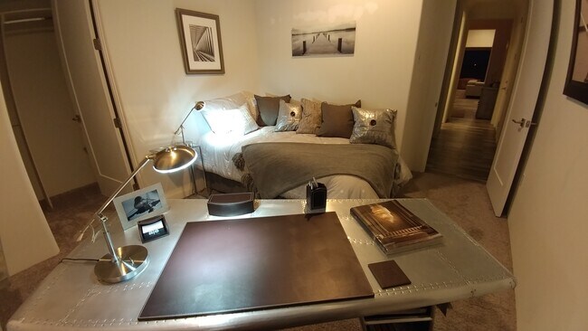 Bedroom 3 Twin/Office - 5928 Mafraq Ave NW