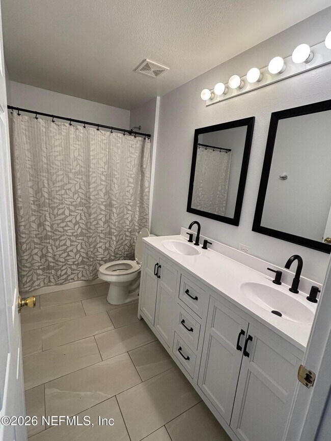 Building Photo - 7086 Shady Pine Ct