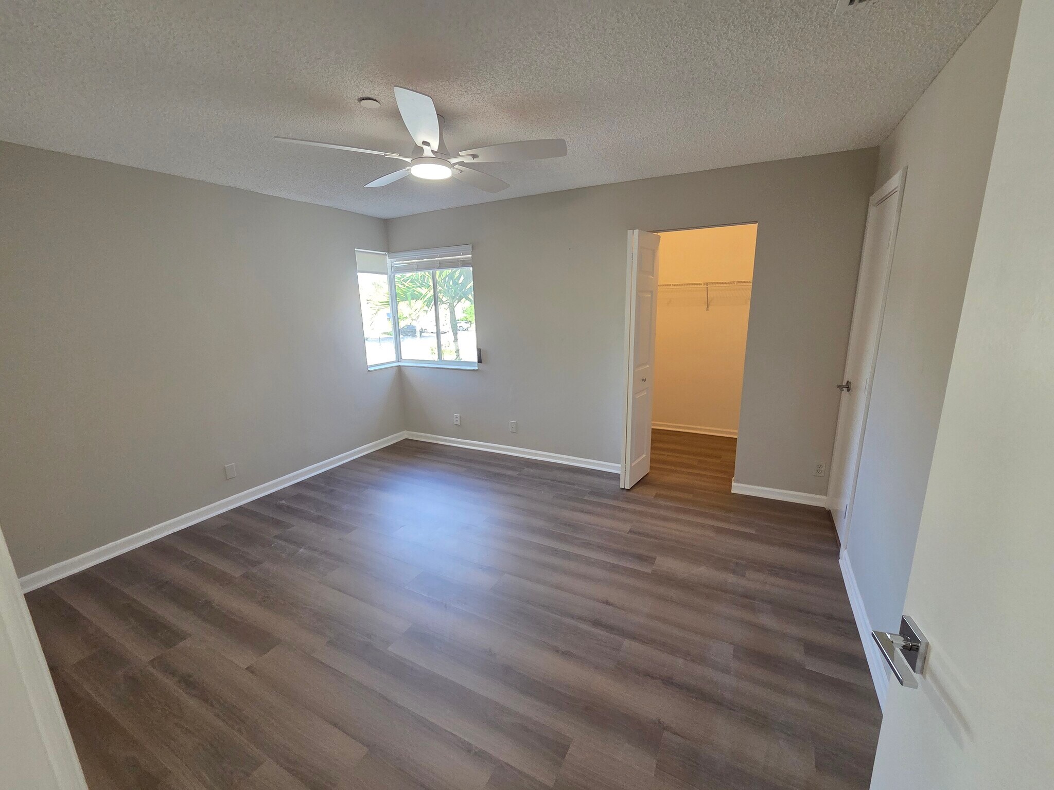 Guest Bedroom - 330 NW 67th St