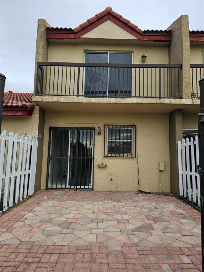 Building Photo - 6410 SW 130th Ave