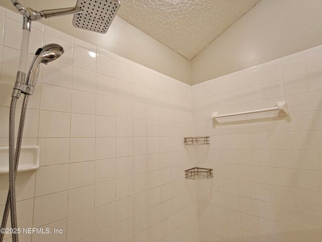 Building Photo - 1505 Majestic View Ln