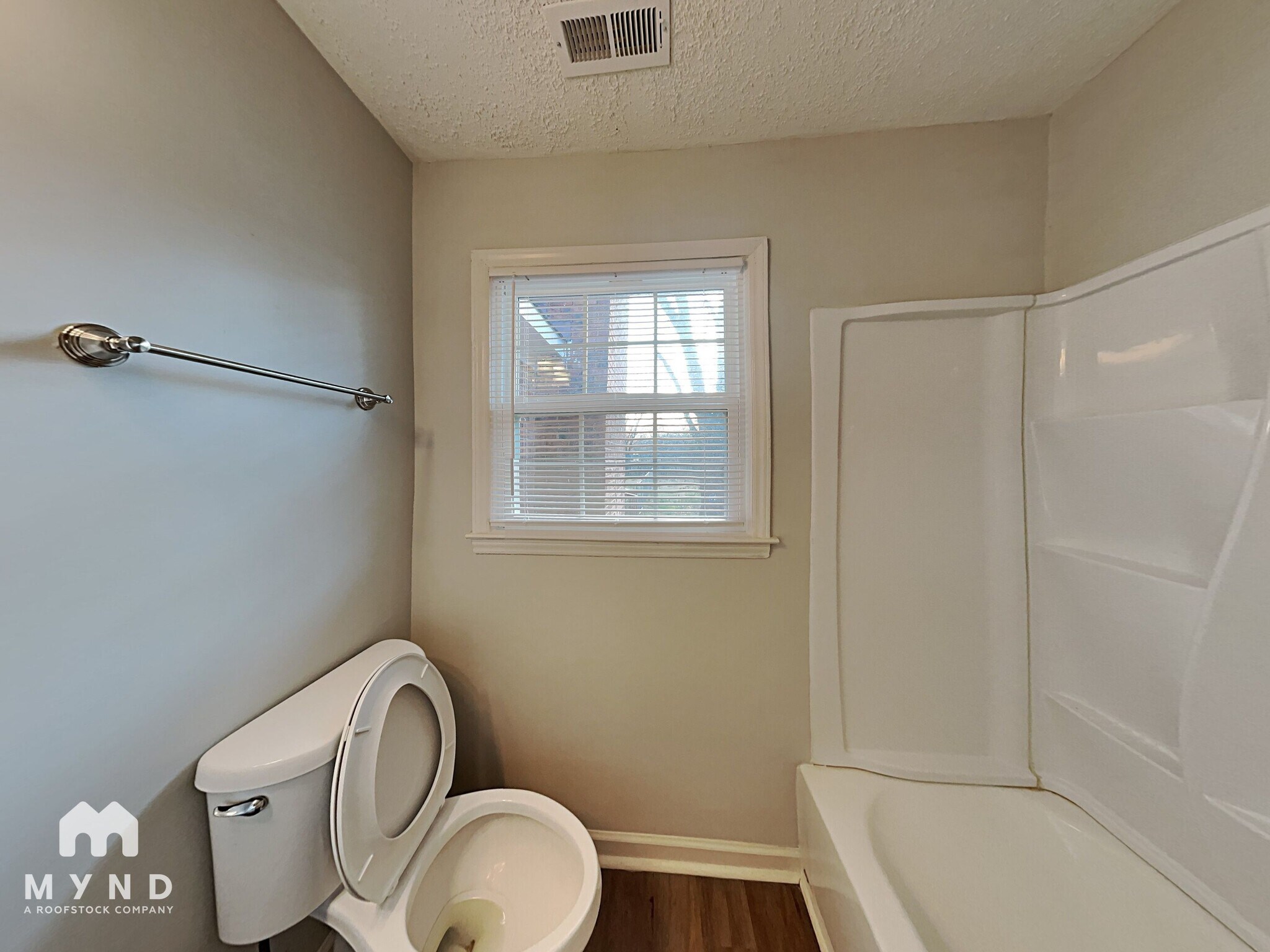 Building Photo - 10724 Arlington Church Rd