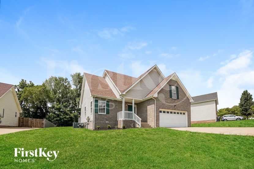 Building Photo - 3508 Clover Hill Dr
