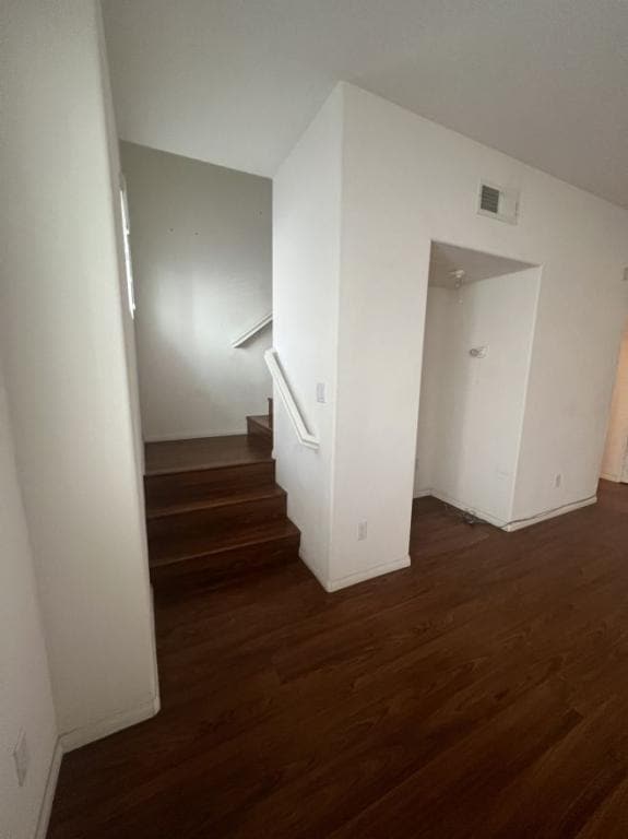 Building Photo - 345 Tesoro Gln