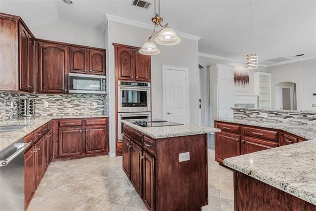 Building Photo - 4421 Oak Knoll Dr