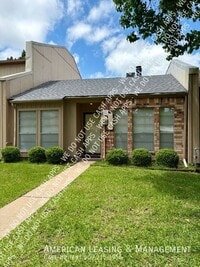 Building Photo - 908 Townwood-