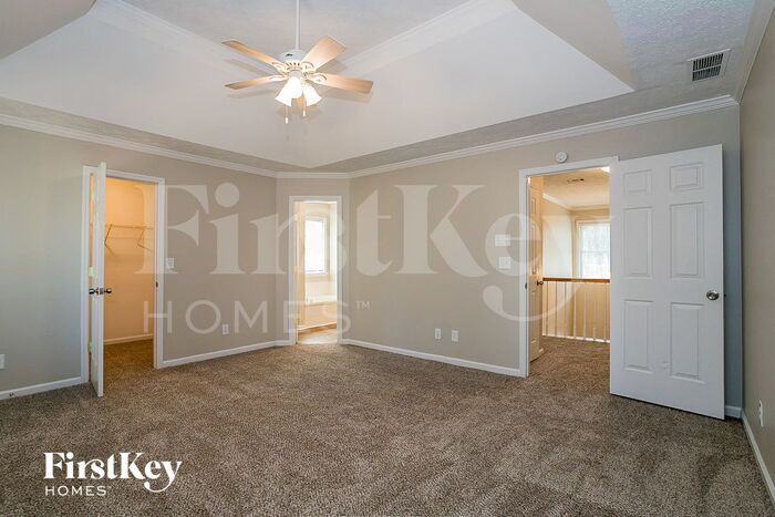 Building Photo - 1215 Hunters Creek Ct