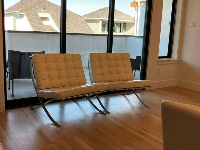 Building Photo - 522 Winners Cir