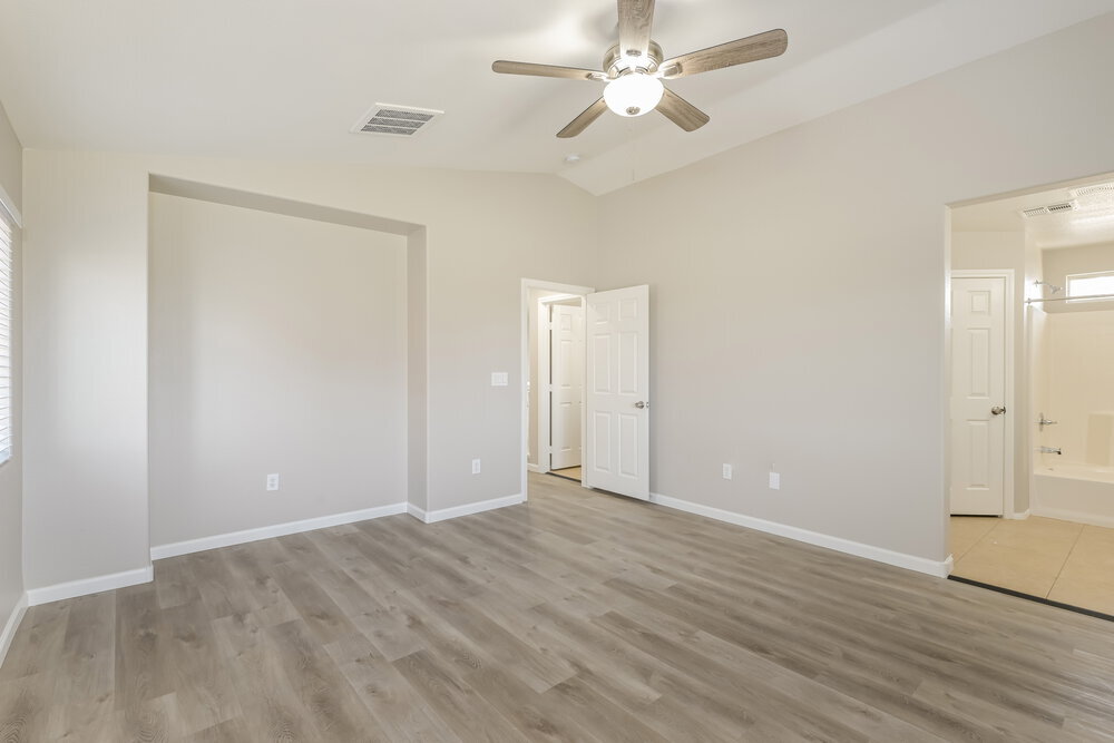 Building Photo - 6528 Blessed Thistle Ave