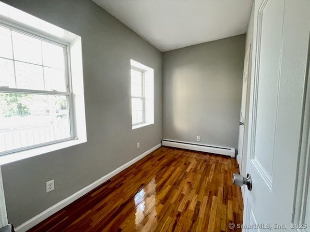Building Photo - 210 Rosette St