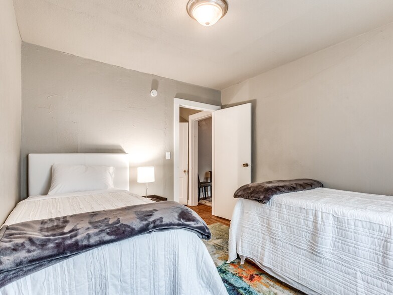 Bedroom 1 - 529 NW 32nd St