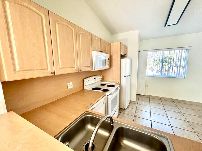 Building Photo - 621 NW 78th Terrace