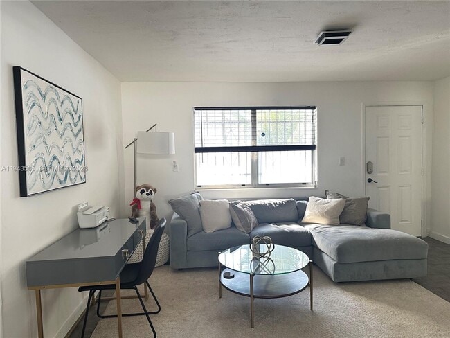 Building Photo - 812 NW 55th Terrace