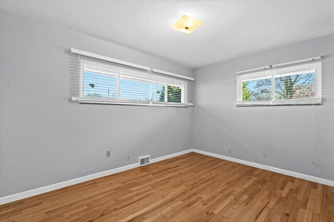 Building Photo - 48707 Eight Mile W