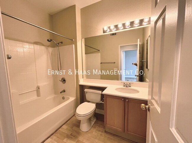 Building Photo - 2968 Claremore Ln