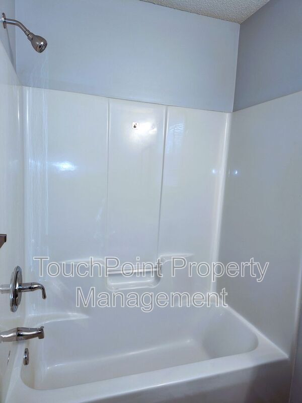 Building Photo - 1901 Timber Ln Dr